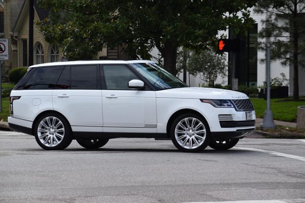 Seven - Seater SUV (Brand C, Model D)，2 days